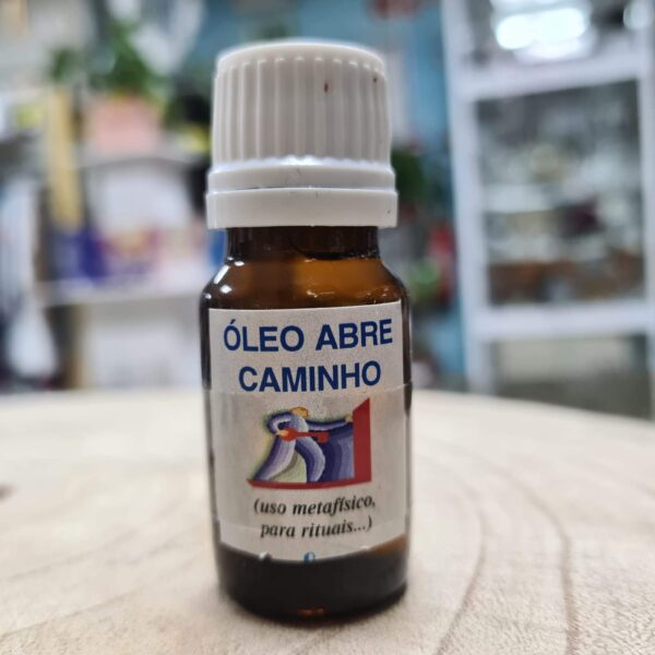 Oleo abre caminhos