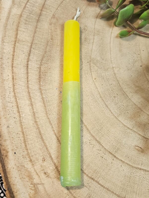 Vela t 15cm Amarela e verde