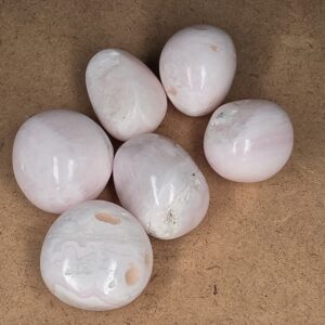 Mangano Calcite Rolada – Pedra do Amor, Conforto e Harmonia