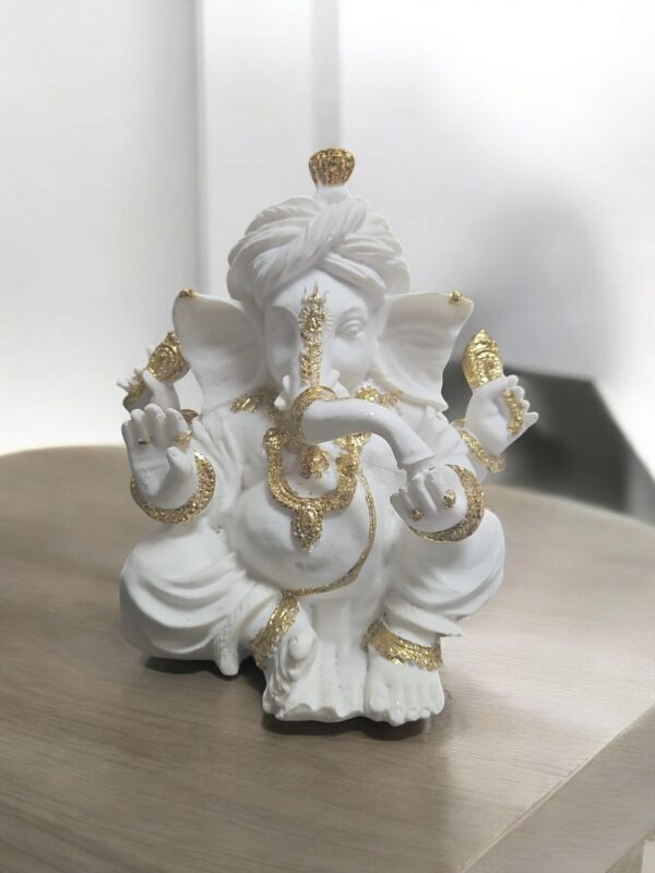 Ganesh 14 cm