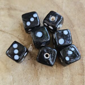 Firmas Dado preto 1cm