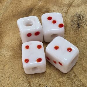 Firma Dado Branco c vermelho