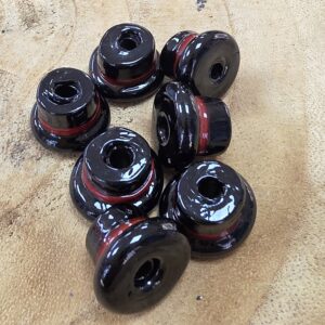 Firma Chapéu Preto e Vermelha