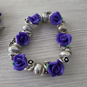 Pulseiras rosas roxas