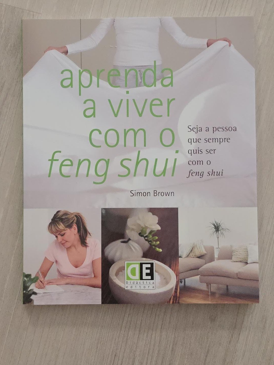 Livro Aprenda a Viver com o Feng Shui – Simon Brown